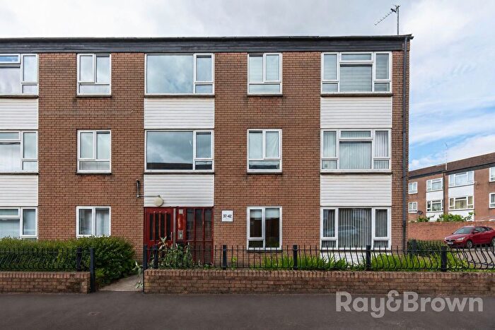 1 Bedroom Flat For Sale In South Morgan Place, Cardiff, CF11