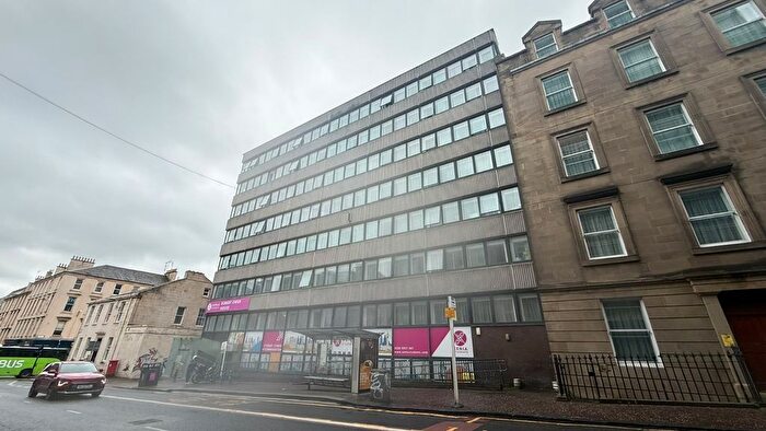 1 Bedroom Flat To Rent In Bath Street, Glasgow, G2