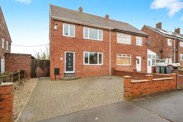 3 Bedroom Semi-Detached House For Sale In Addison Road, Maltby, Rotherham, S66