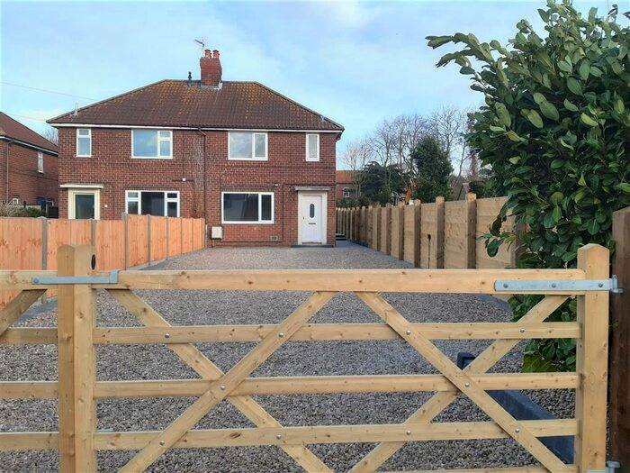 3 Bedroom Semi-Detached House To Rent In The Orchard, Hayton, Retford, DN22
