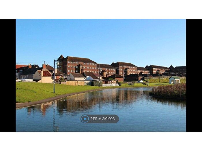 2 Bedroom Flat To Rent In Queens Park Close, Mablethorpe, LN12