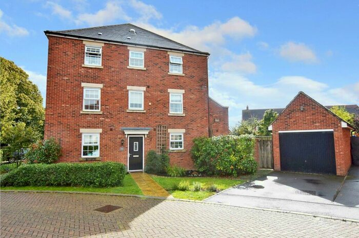 4 Bedroom End Of Terrace House For Sale In Potteries Lane, Chilton, Didcot, Oxfordshire, OX11