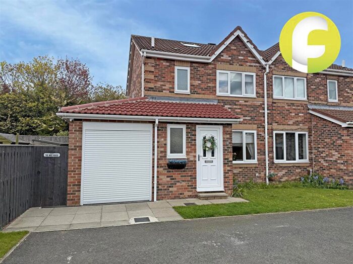 3 Bedroom House For Sale In Watch House Close, North Shields, NE29