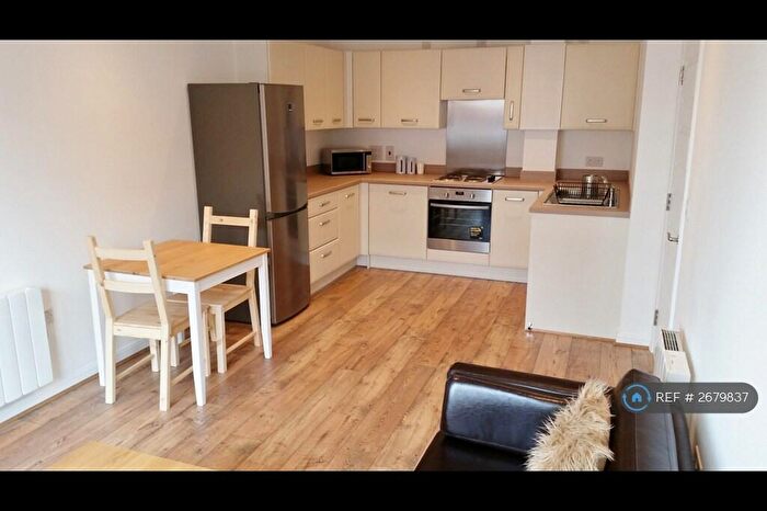 1 Bedroom Flat To Rent In West Central, Slough, SL2