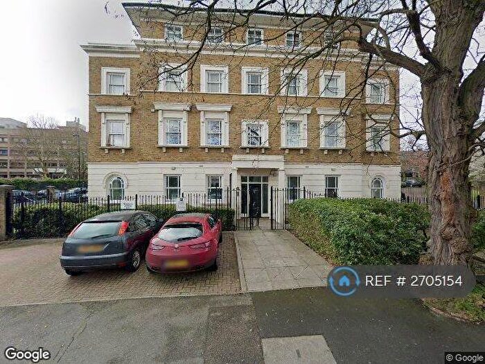 2 Bedroom Flat To Rent In Lewisham Way, London, SE4