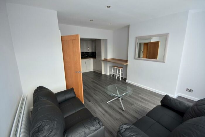 2 Bedroom Apartment To Rent In Akenside Terrace, Jesmond, NE2