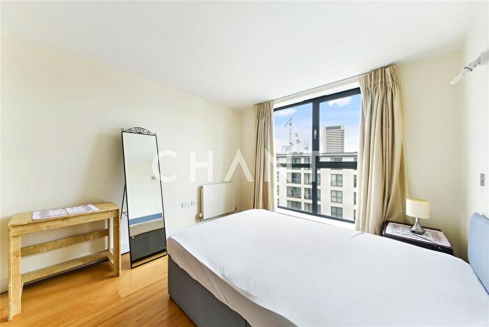 2 Bedroom Flat To Rent In St Williams Court, Gifford Street, London, N1