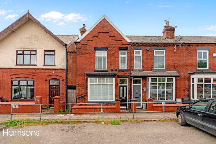 3 Bedroom End Of Terrace House For Sale In Manchester Road, BL5