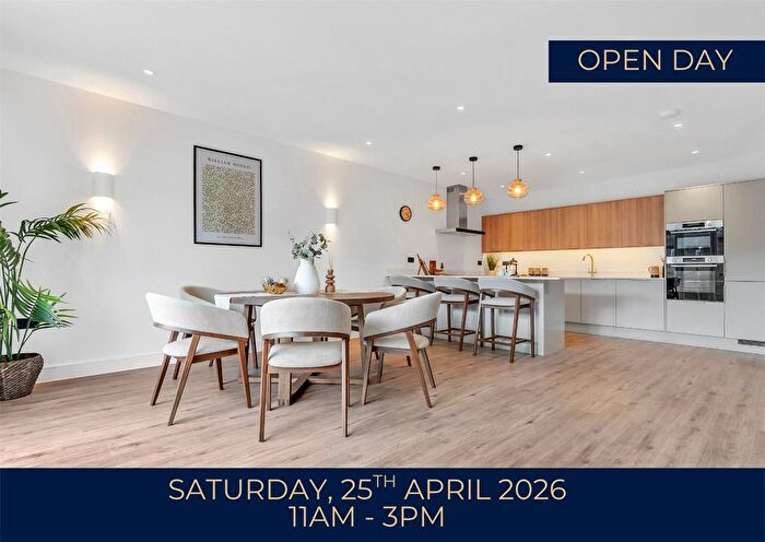 4 Bedroom Detached House For Sale In Tabernacle Court, Cliff Britton Close Hanham, Bristol, Bristol, City Of, BS15