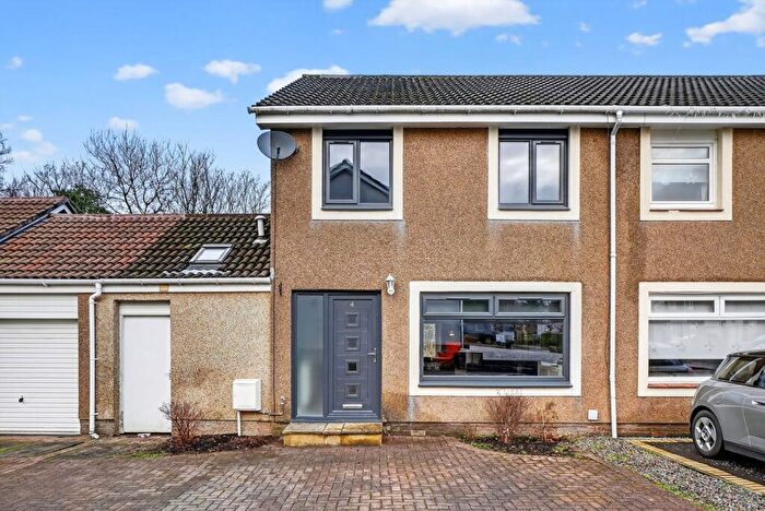 3 Bedroom Link Detached House For Sale In Blaven Head, Bourtreehill North, Irvine, KA11
