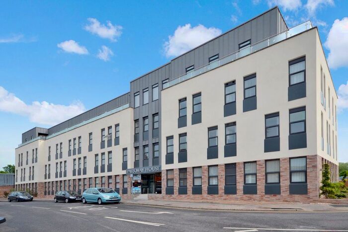 2 Bedroom Flat To Rent In Parkway House, Baddow Road, CM2