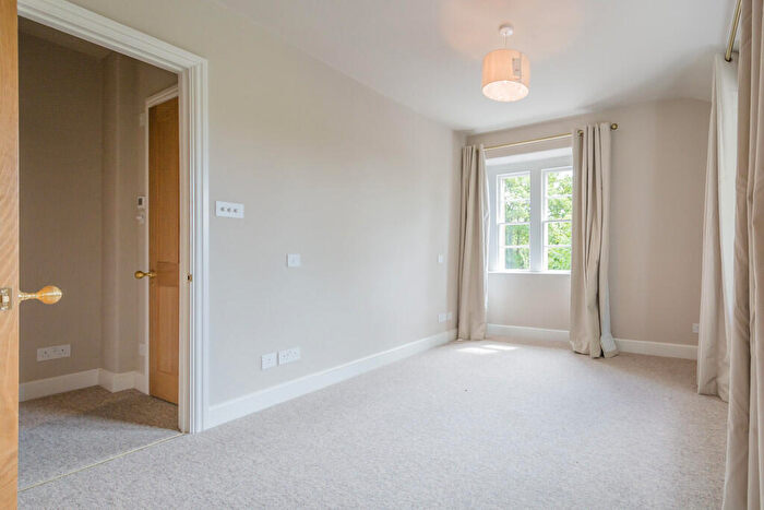 2 Bedroom Detached House To Rent In Bathwick Hill, Bath, BA2