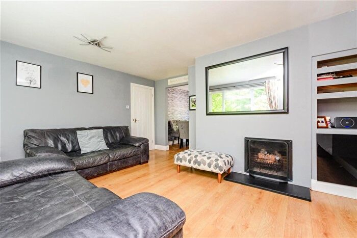 4 Bedroom Terraced House For Sale In Churchside, Vigo, Kent, DA13