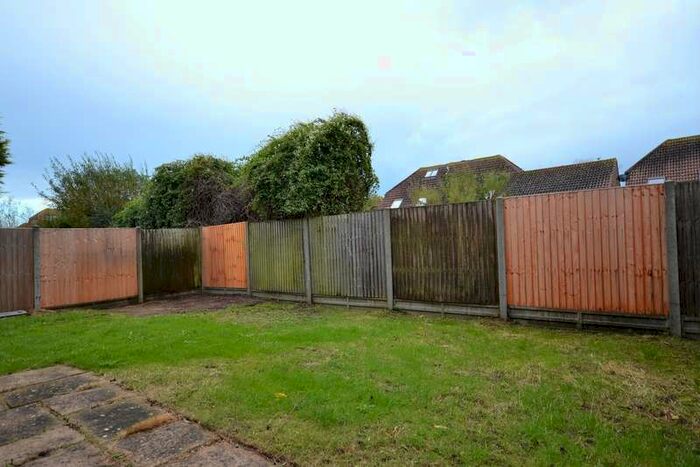 5 Bedroom Detached House To Rent In Hythe Road, Dymchurch, TN29
