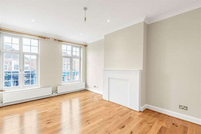 4 Bedroom House To Rent In Colston Road, East Sheen, SW14