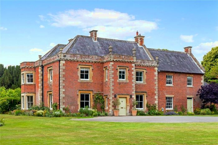 5 Bedroom Detached House For Sale In West End, Bishops Cannings, Devizes, Wiltshire, SN10