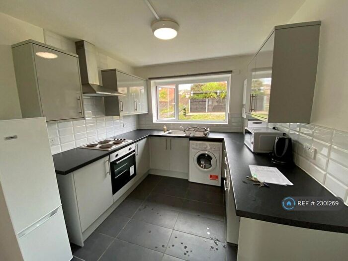 3 Bedroom Flat To Rent In Avon Way, Colchester, CO4