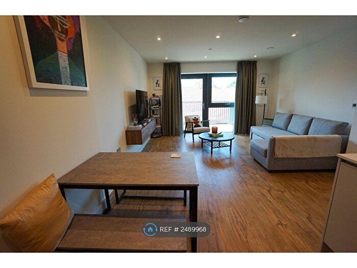 1 Bedroom Flat To Rent In Amaryllis House, London, NW9