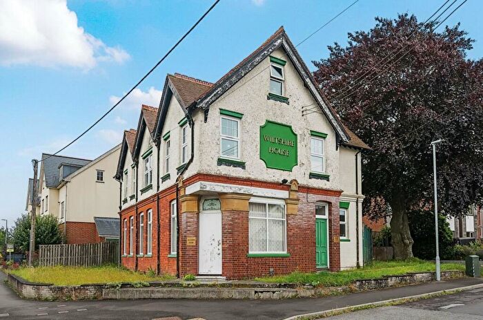 1 Bedroom Flat For Sale In Simonds Road, Ludgershall, Andover, SP11