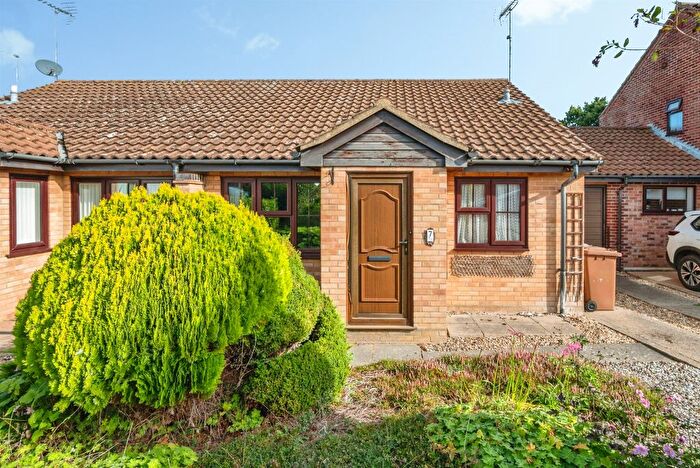 2 Bedroom Semi-Detached Bungalow For Sale In Valley Gardens, North Walsham, NR28