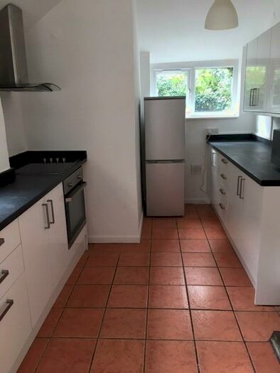 4 Bedroom Terraced House To Rent In Hurst Street, Cowley, Oxford, OX4
