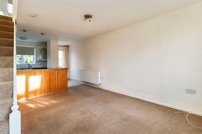 1 Bedroom End Of Terrace House For Sale In Popular Location On The Outskirts Of Clevedon, BS21