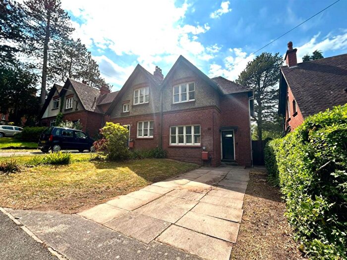 2 Bedroom Semi-Detached House To Rent In Selly Oak Road, Bournville, Birmingham, B30