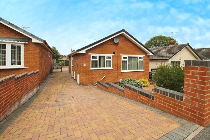 2 Bedroom Bungalow For Sale In Beancroft Close, Wadworth, Doncaster, South Yorkshire, DN11