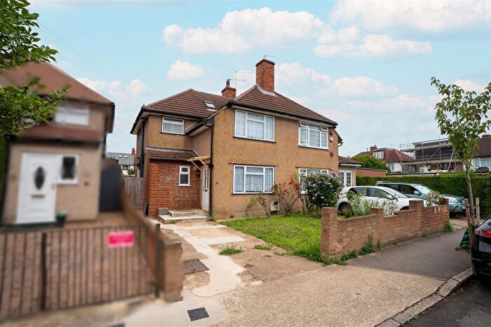 3 Bedroom Semi-Detached House To Rent In Summerhouse Avenue, Heston, Hounslow, TW5
