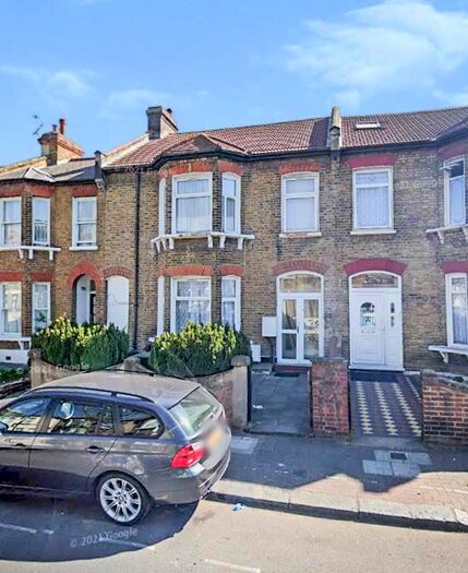 3 Bedroom Flat To Rent In Stopford Road, London, E13