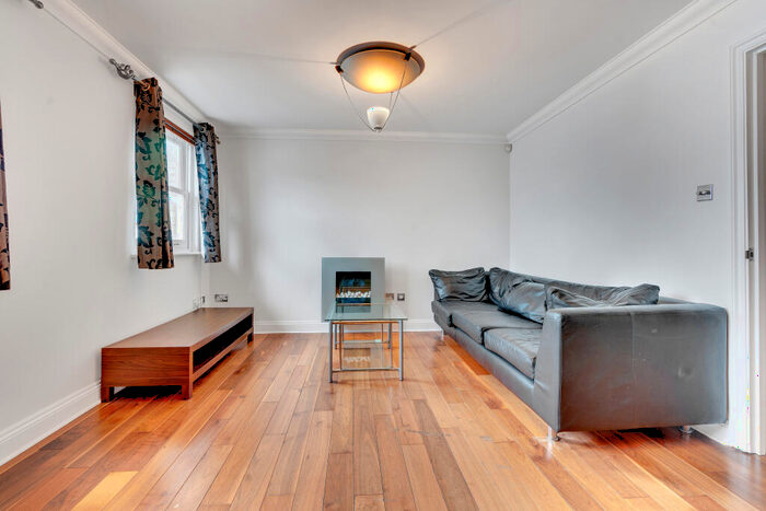 2 Bedroom Apartment To Rent In Haverstock Place, London, N1