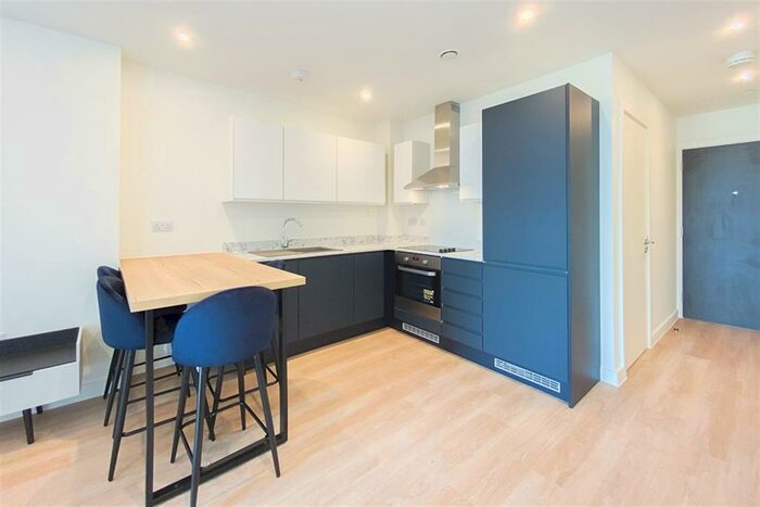 2 Bedroom Apartment To Rent In Laurence Place, Embankment West, M3