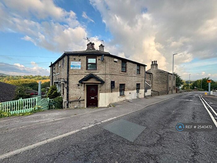 2 Bedroom Terraced House To Rent In Wakefield Road, Huddersfield, HD8