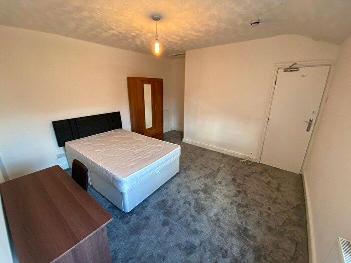1 Bedroom Terraced House To Rent In Pembroke Street, Salford, Greater Manchester, M6