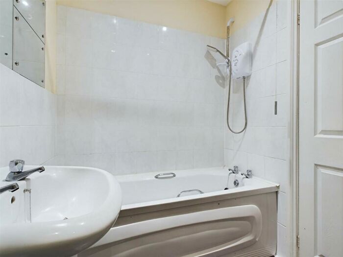 2 Bedroom Apartment To Rent In Church Road, Oldswinford, DY8