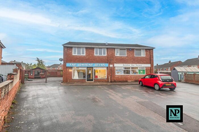 2 Bedroom Property To Rent In Barlow Close, Tamworth, B77