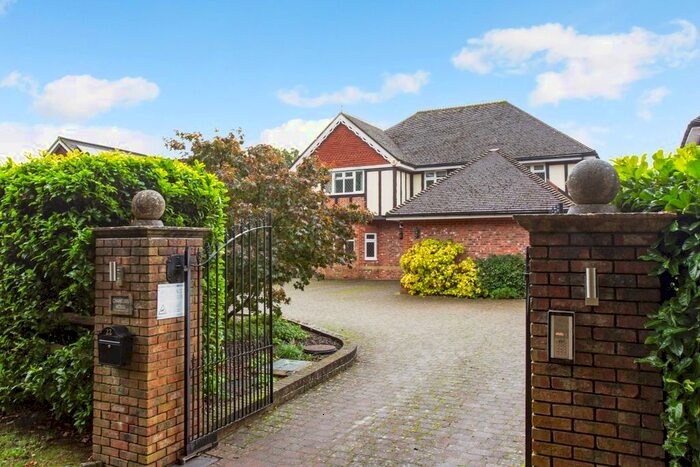 6 Bedroom Detached House To Rent In Holmewood Ridge, Langton Green, Tunbridge Wells, TN3