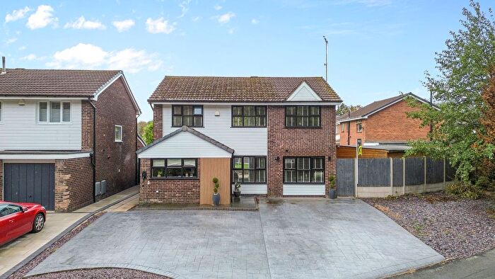4 Bedroom Detached House For Sale In Woodedge, Ashton-In-Makerfield, WN4
