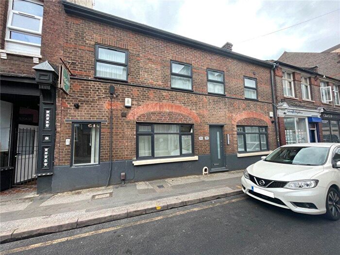 10 Bedroom Block Of Apartments For Sale In Cheapside, Luton, LU1