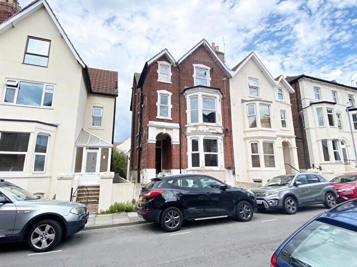 1 Bedroom Apartment To Rent In Waverley Grove, PO4