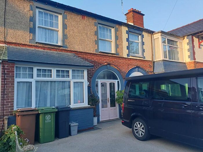 3 Bedroom Terraced House For Sale In Cosham, Hampshire, PO6