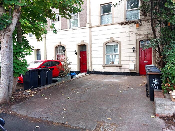 4 Bedroom Terraced House For Sale In Seymour Road, Easton, Bristol, BS5