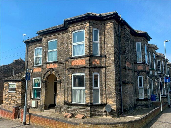 4 Bedroom Detached House For Sale In Alexandra Road, Lowestoft, Suffolk