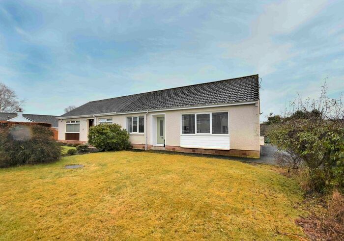 2 Bedroom Semi-Detached Bungalow To Rent In Spoutswells Drive, Perth, Perthshire, PH2