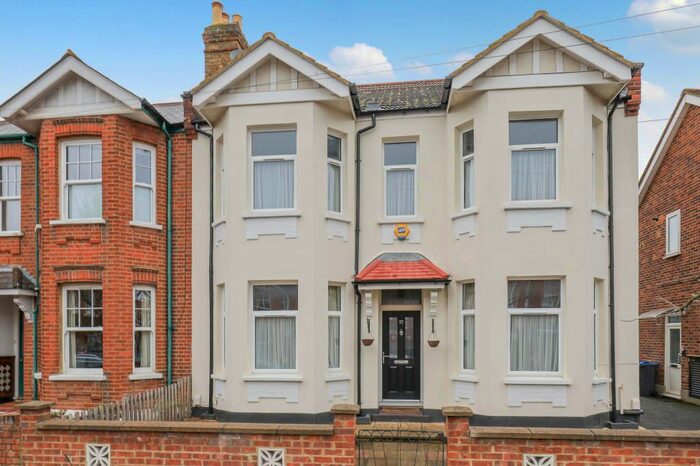 5 Bedroom Semi-Detached House To Rent In Cromwell Road, Wimbledon, SW19