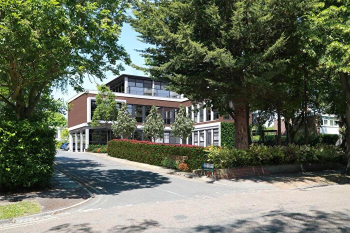 2 Bedroom Apartment For Sale In Blackheath Park, London, SE3