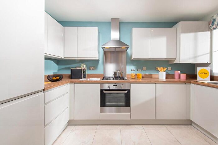 2 Bedroom Semi-Detached House For Sale In Bristol, BS10