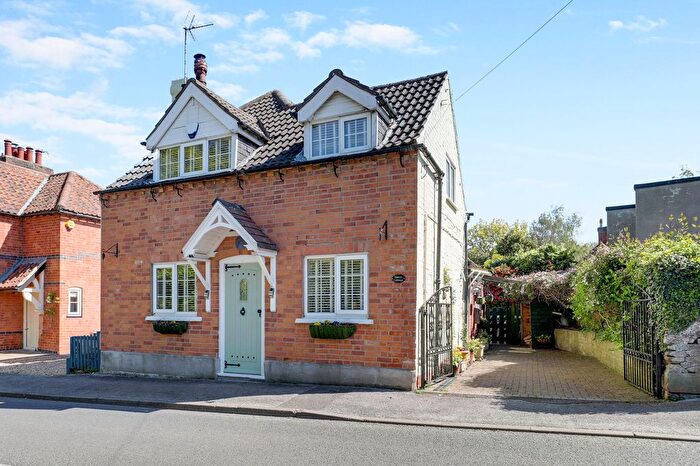 3 Bedroom Cottage For Sale In Kirklington Road, Eakring, NG22