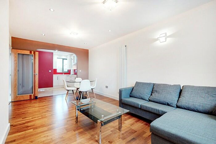 2 Bedroom Flat To Rent In Philpot Street, London, E1