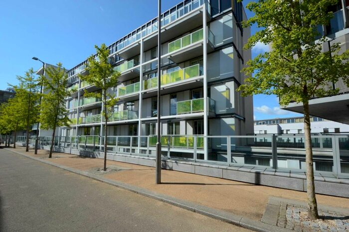 1 Bedroom Flat To Rent In Chadwell Lane, Hornsey, London, N8